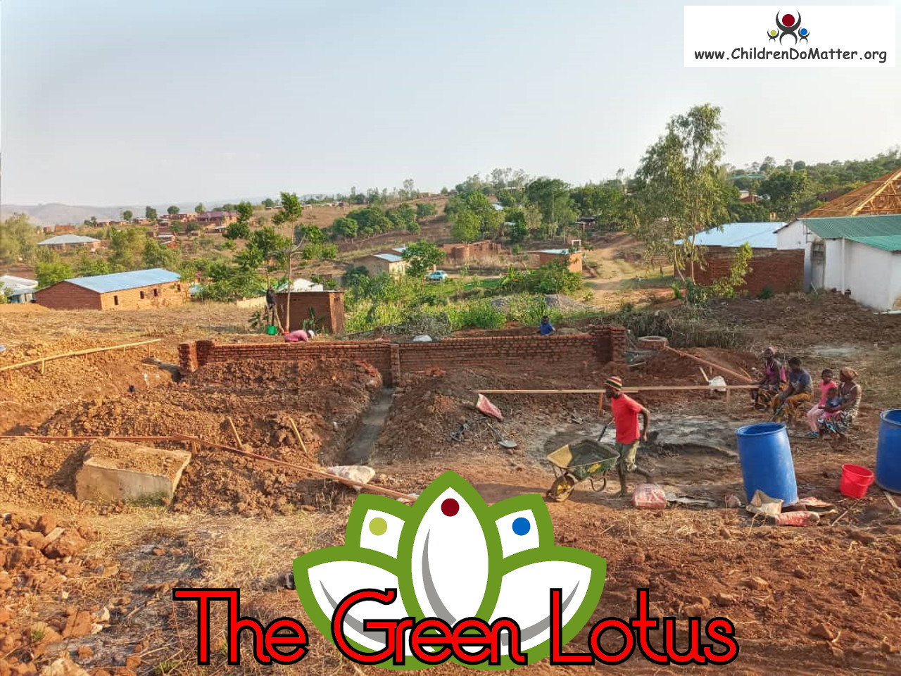 costruzione dell'orfanotrofio casa di accoglienza the green lotus a blantyre malawi - children do matter - 2