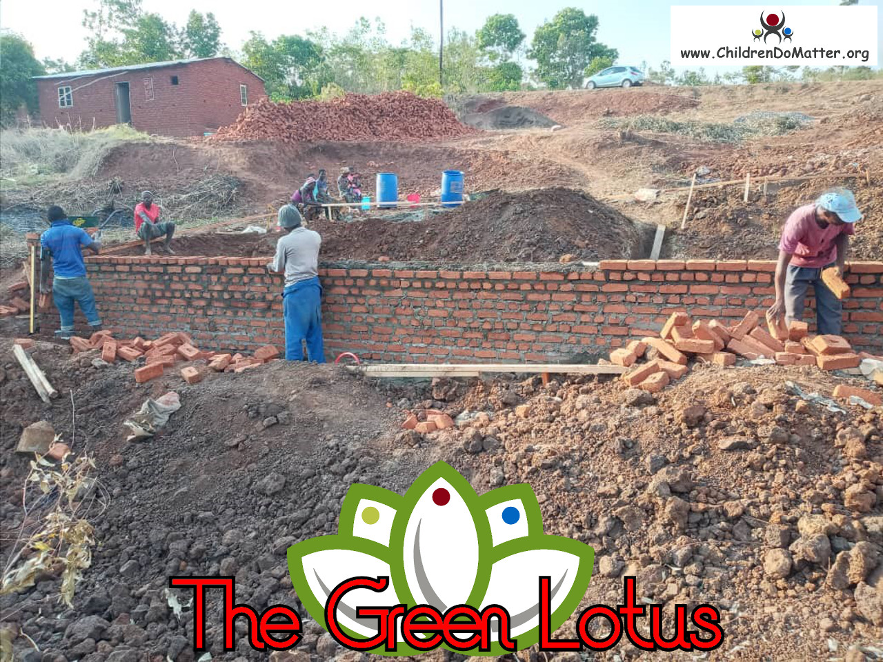 costruzione dell'orfanotrofio casa di accoglienza the green lotus a blantyre malawi - children do matter - 4