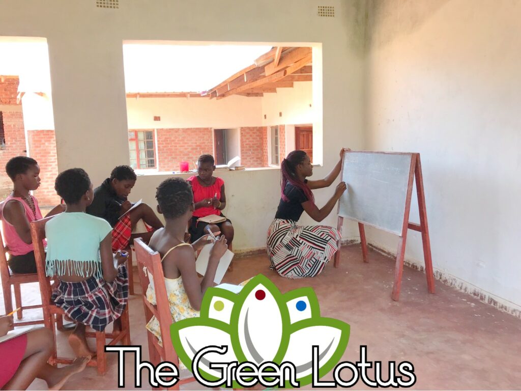 ragazze nella casa di accoglienza orfanotrofio the green lotus a blantyre malawi africa - children do matter - 6